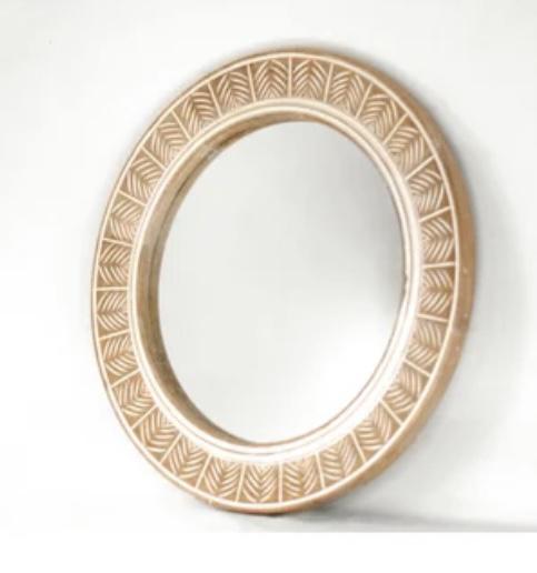 Round pattern wood mirror