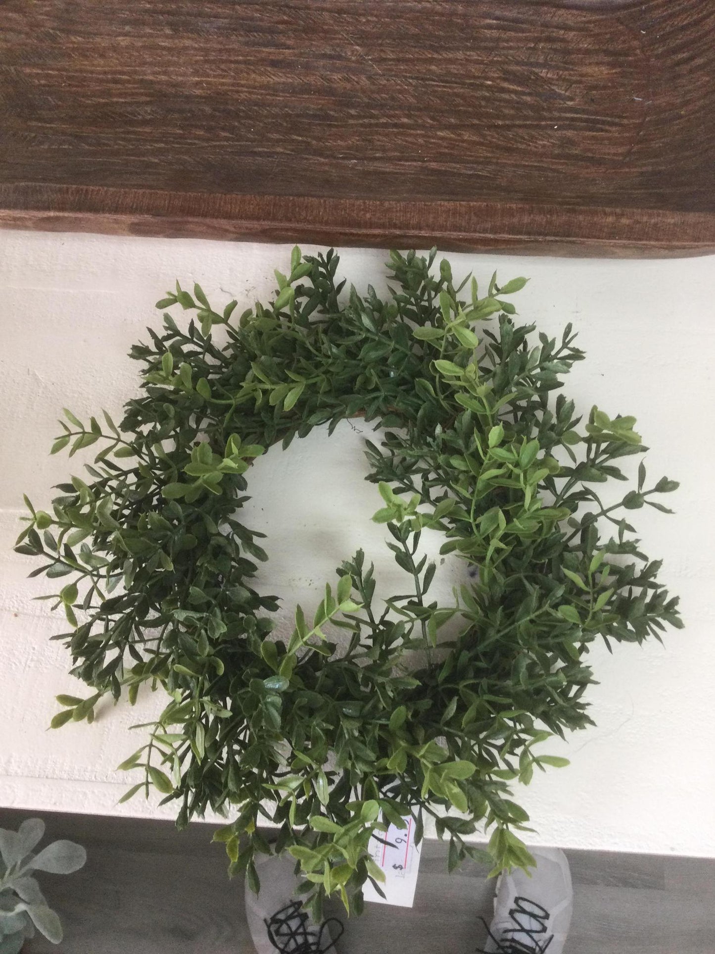 Small boxwood candle ring