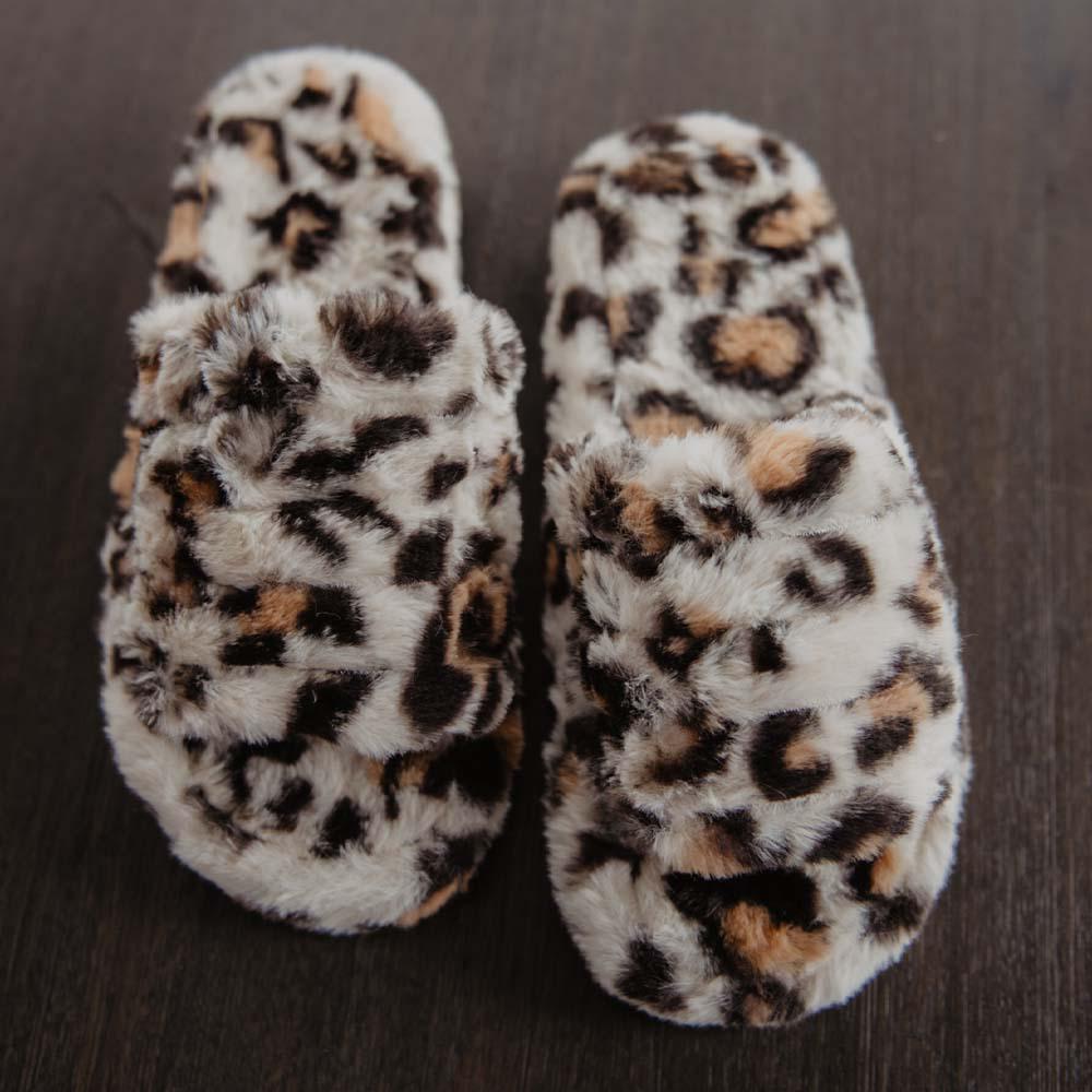 Faux fur slippers